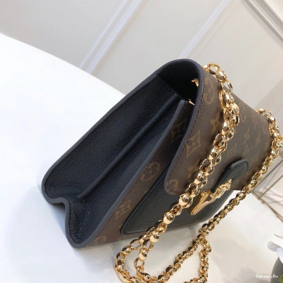 Vuitton VICTOIRE Louis 0417